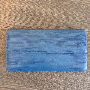 Vintage Louis Vuitton Blue Epi Sarah Wallet